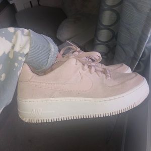 Nike Air Force 1 Sage Low